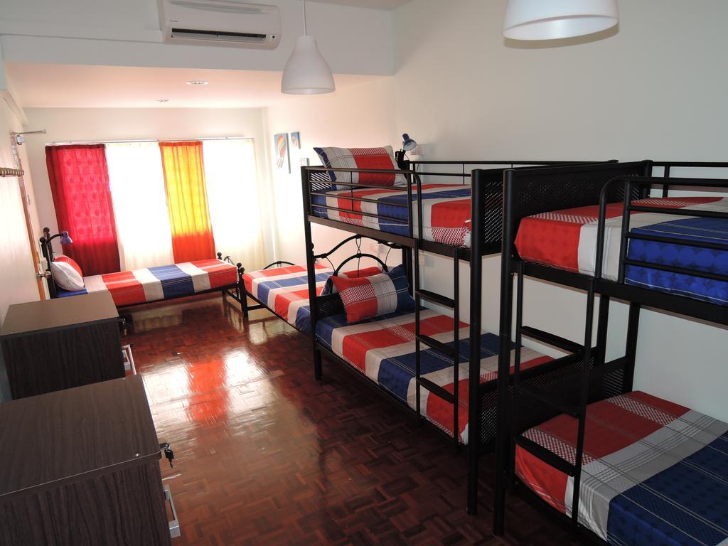 The Pillohouzzze Hotel Malacca Exterior photo