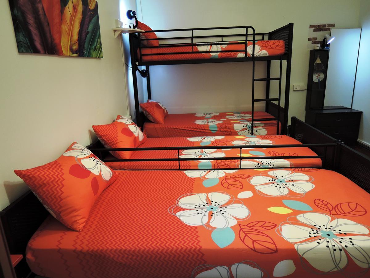 The Pillohouzzze Hotel Malacca Exterior photo